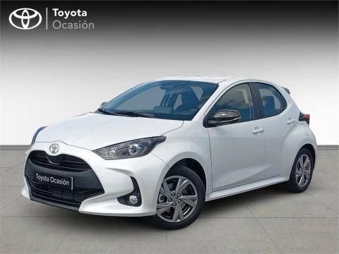 Toyota Yaris ACTIVE PLUS Toyota Yaris ACTIVE PLUS