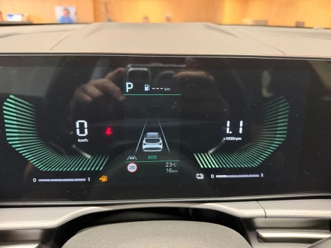 Kia Niro 1.6 GDi HEV 102kW (139CV) Drive