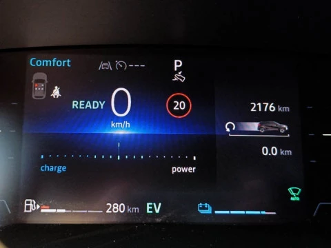 Renault Captur RENAULT CAPTUR TECHNO FULL HYBRID E-TECH 105