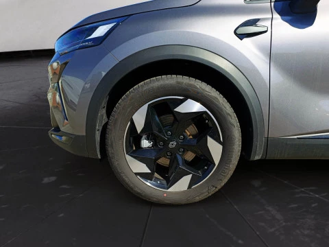 Renault Captur RENAULT CAPTUR TECHNO FULL HYBRID E-TECH 105