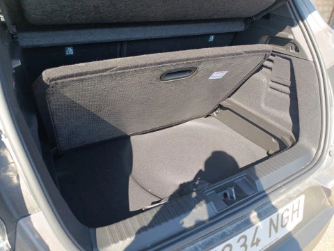 Renault Captur RENAULT CAPTUR TECHNO FULL HYBRID E-TECH 105