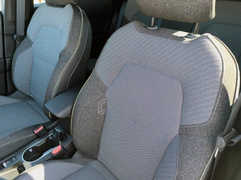 Renault Captur RENAULT CAPTUR TECHNO FULL HYBRID E-TECH 105