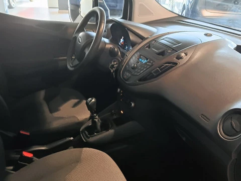 Ford Transit Courier  Van Diesel  Van 1.5TDCi Ambiente 75