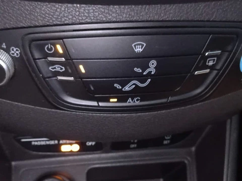 Ford Transit Courier  Van Diesel  Van 1.5TDCi Ambiente 75
