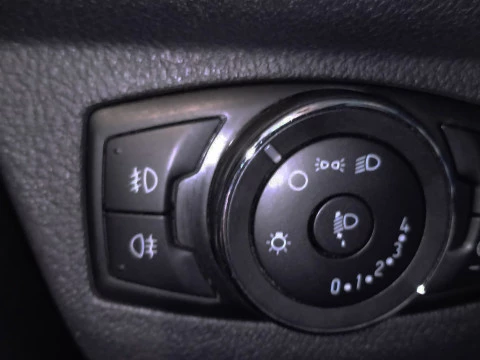 Ford Transit Courier  Van Diesel  Van 1.5TDCi Ambiente 75