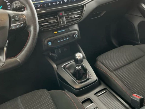 Ford Focus 1.0 Ecoboost MHEV 114kW Active SB