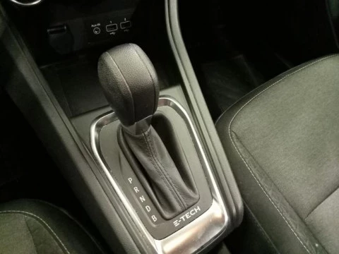 Renault Captur E-Tech engineered HEV 105kW (145CV)
