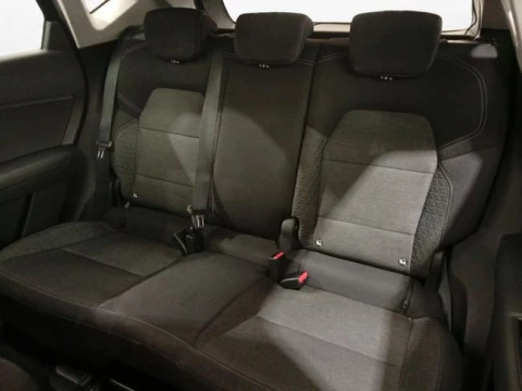 Renault Captur E-Tech engineered HEV 105kW (145CV)