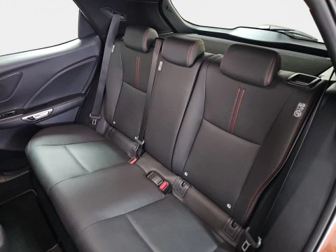 Lexus LBX 1.5 136cv HEV Elegant+ Black