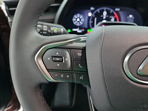 Lexus LBX 1.5 136cv HEV Elegant+ Black