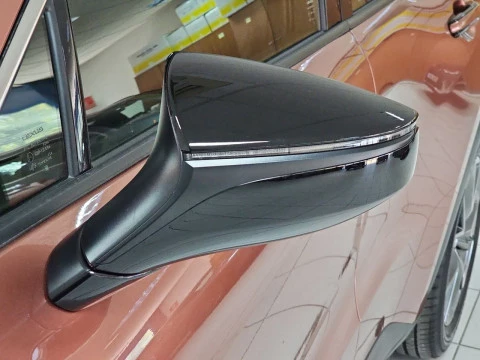 Lexus LBX 1.5 136cv HEV Elegant+ Black