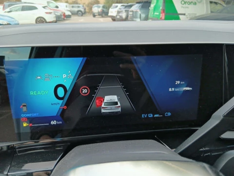 Renault Rafale Techno full hybrid E-Tech 200CV (147kW)