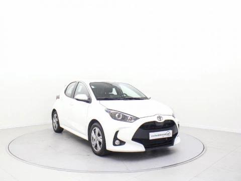 Toyota Yaris YA Yaris - MC24