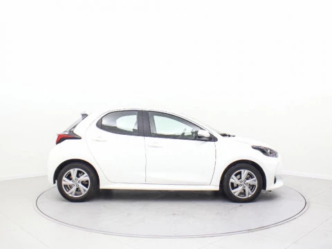Toyota Yaris YA Yaris - MC24