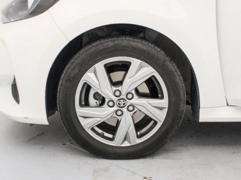 Toyota Yaris YA Yaris - MC24