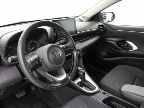 Toyota Yaris YA Yaris - MC24