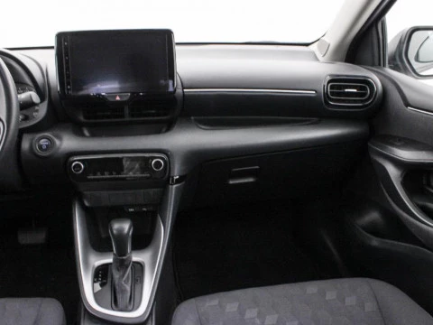Toyota Yaris YA Yaris - MC24