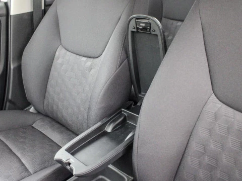 Toyota Yaris YA Yaris - MC24