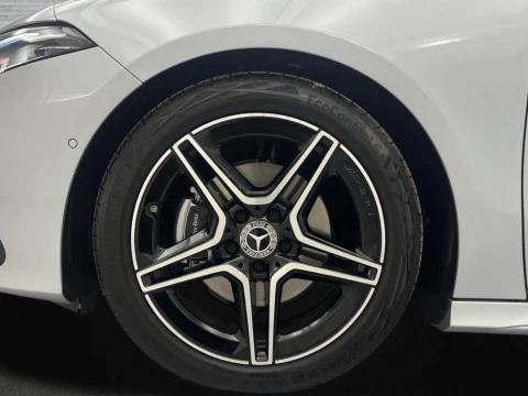 Mercedes-Benz Clase A 200 d Compacto