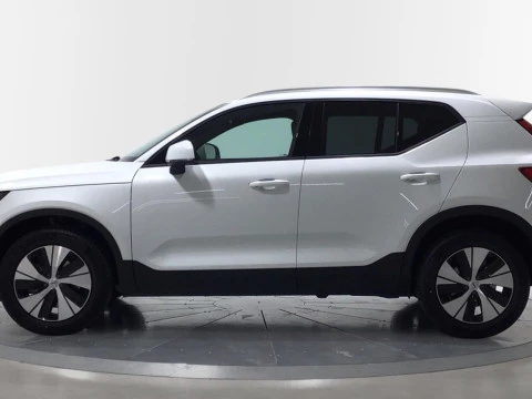 Volvo XC40 XC40 Core, B3 Mild hybrid, Gasolina