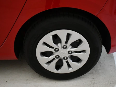 Hyundai i30 1.5 DPI Essence