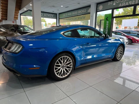 Ford Mustang COUPE 2.3 ECOBOOTS