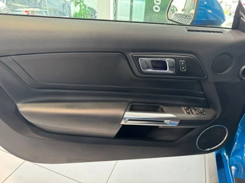 Ford Mustang COUPE 2.3 ECOBOOTS