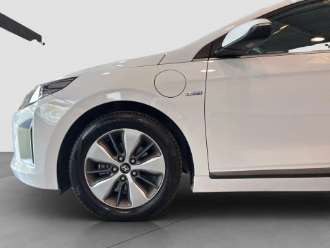 Hyundai IONIQ 1.6 GDI 141 CV PHEV KLASS