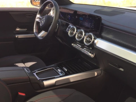 Mercedes-Benz EQB  250+