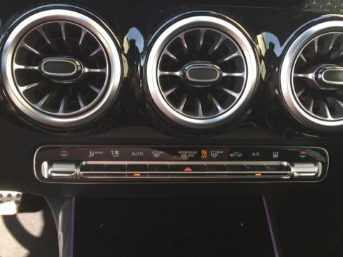 Mercedes-Benz EQB  250+