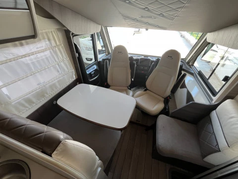 MCLOUIS NEVIS NEVIS 873