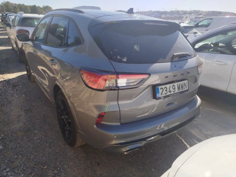 Ford Kuga ST-Line X 2.5 Duratec FHEV Auto