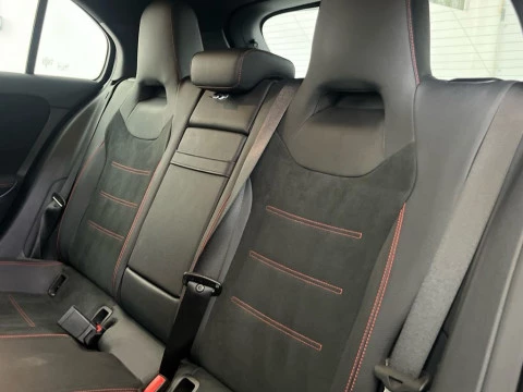 Mercedes-Benz Clase A 180 d AMG Line (EURO 6d)