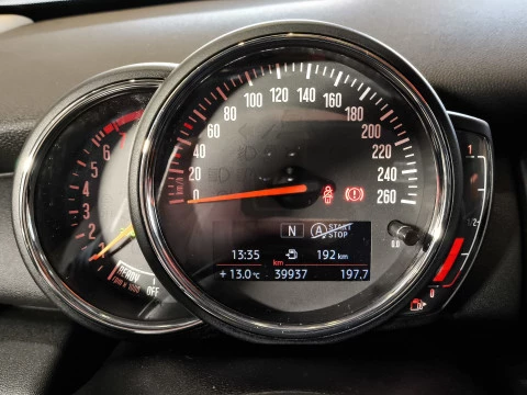 MINI Cooper One 75 kW (102 CV)