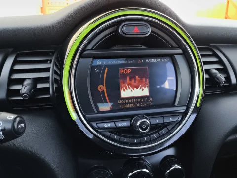 MINI Cooper One 75 kW (102 CV)