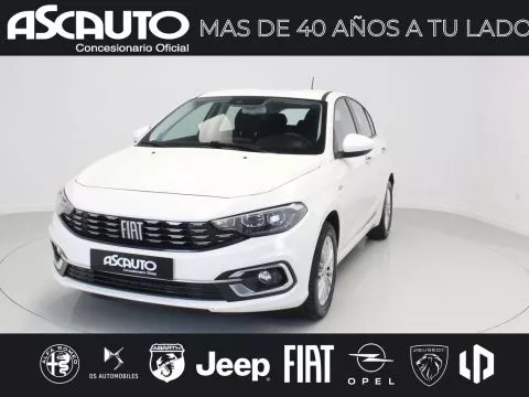 Fiat Tipo LIFE 1.0 73KW (100CV) BZ Fiat Tipo LIFE 1.0 73KW (100CV) BZ