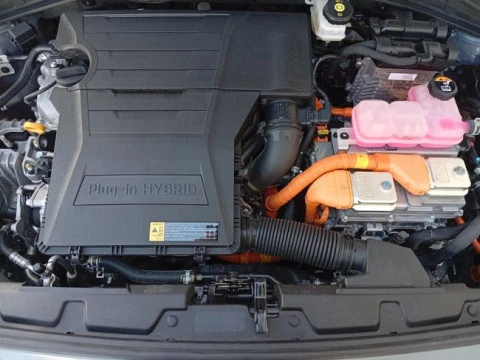 Hyundai IONIQ 1.6 GDI PHEV Tecno DCT