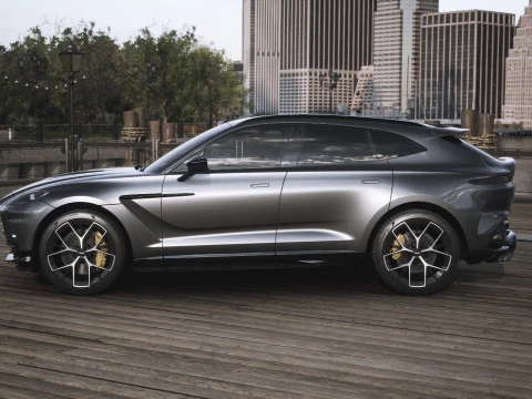 Aston Martin DBX 4.0 V8 707 Auto