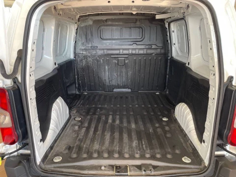 Peugeot Partner Pro Standard 600kg BlueHDi 73kW