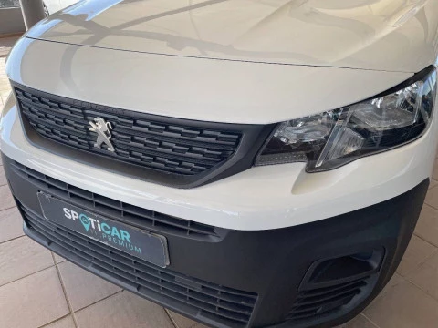 Peugeot Partner Pro Standard 600kg BlueHDi 73kW