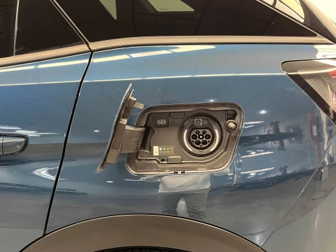 Peugeot 3008 180 e-EAT8 Allure Pack