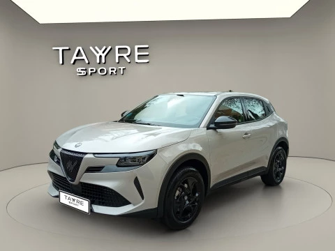 Alfa Romeo Junior Ibrida 100kW (136CV)