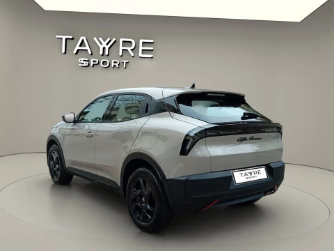 Alfa Romeo Junior Ibrida 100kW (136CV)