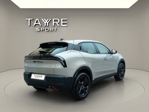 Alfa Romeo Junior Ibrida 100kW (136CV)