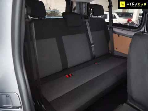 Peugeot Expert Combi Long BlueHDi 180 SS EAT8