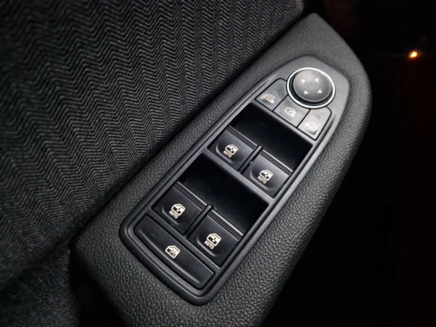 Renault Clio techno Eco-G 100cv (74kW)