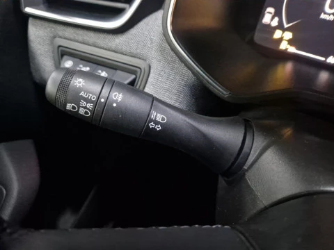 Renault Clio techno Eco-G 100cv (74kW)