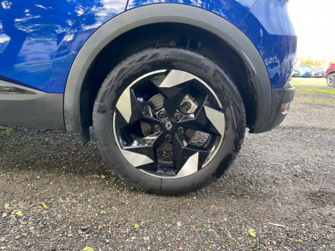 Renault Captur techno Eco-G 100cv (74 kW)