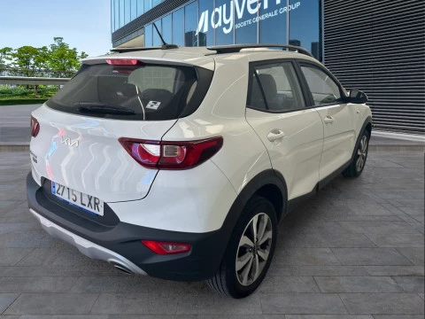 Kia Stonic 1.0 T-GDi 74kW (100CV) MHEV iMT Concept