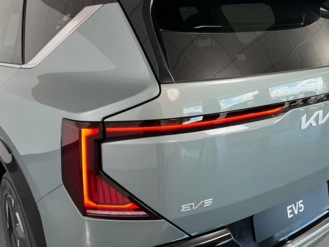 Kia EV5 Earth Long Range